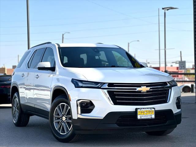 used 2023 Chevrolet Traverse car, priced at $29,999
