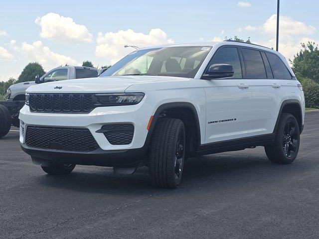 new 2025 Jeep Grand Cherokee car, priced at $41,577
