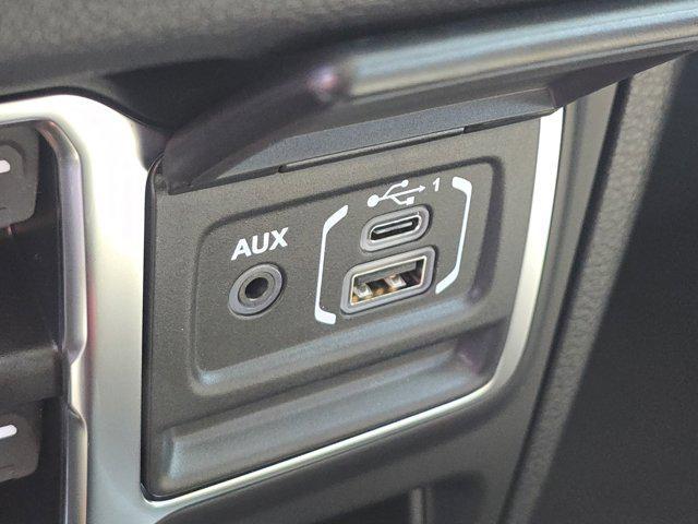 new 2025 Jeep Gladiator car, priced at $44,934