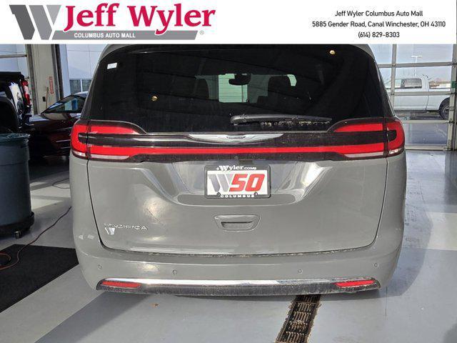 new 2025 Chrysler Pacifica car, priced at $40,247