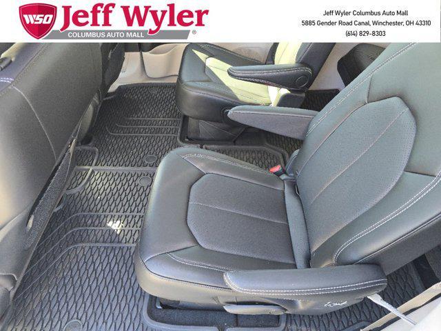 new 2024 Chrysler Pacifica car, priced at $37,499