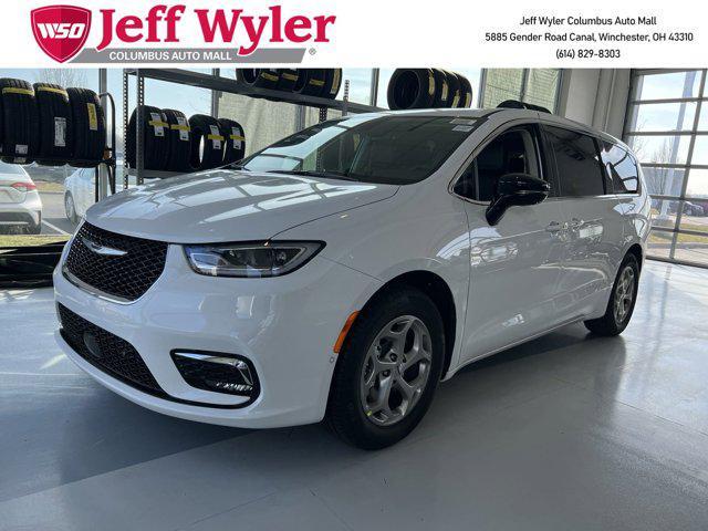 new 2024 Chrysler Pacifica car, priced at $39,997