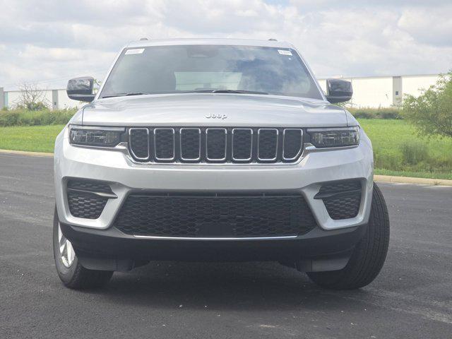 new 2025 Jeep Grand Cherokee car, priced at $36,886