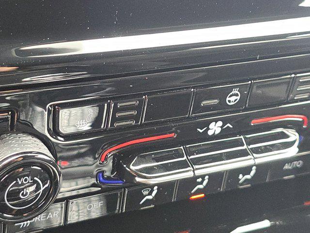 new 2025 Jeep Grand Cherokee car, priced at $36,886