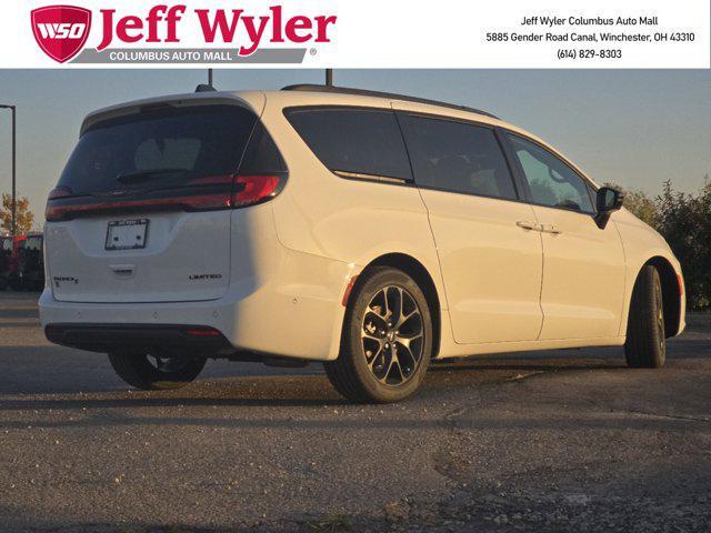 new 2024 Chrysler Pacifica car, priced at $41,497