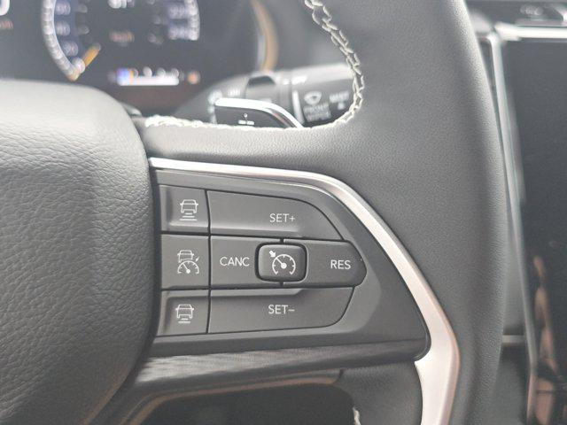 new 2025 Jeep Grand Cherokee car, priced at $38,653
