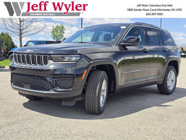 new 2025 Jeep Grand Cherokee car, priced at $38,020