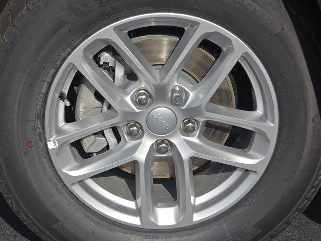 new 2025 Jeep Grand Cherokee car, priced at $36,886