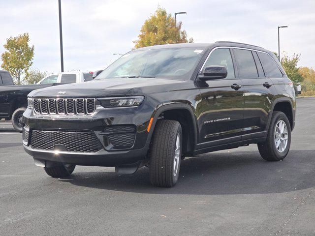 new 2025 Jeep Grand Cherokee car, priced at $36,886