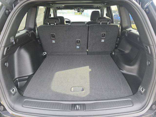 new 2025 Jeep Grand Cherokee car, priced at $36,886