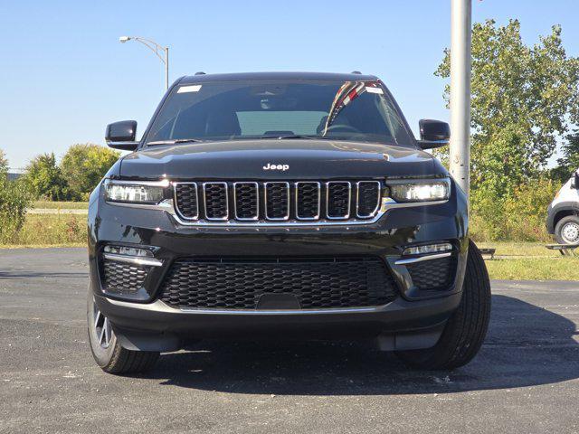 new 2025 Jeep Grand Cherokee car, priced at $40,759