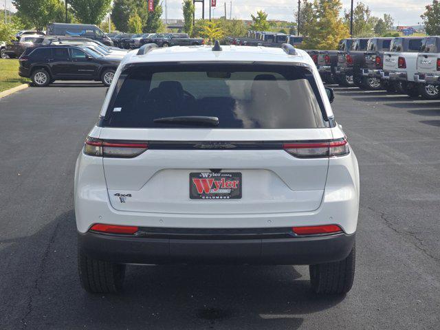 new 2025 Jeep Grand Cherokee car, priced at $39,252