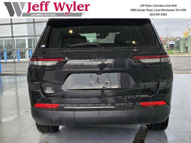 new 2024 Jeep Grand Cherokee L car, priced at $39,058