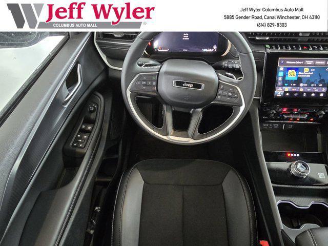 new 2024 Jeep Grand Cherokee L car, priced at $39,058