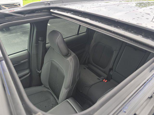 new 2025 Jeep Grand Cherokee car, priced at $36,886