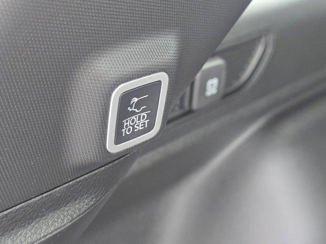 new 2025 Jeep Grand Cherokee car, priced at $36,886