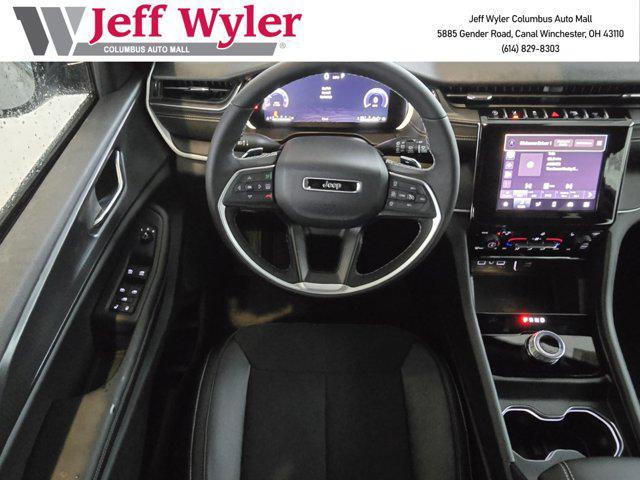 new 2025 Jeep Grand Cherokee car, priced at $41,364