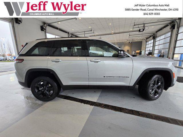 new 2025 Jeep Grand Cherokee car, priced at $41,364