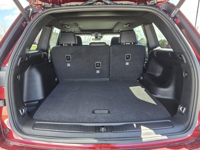 new 2025 Jeep Grand Cherokee car, priced at $47,555
