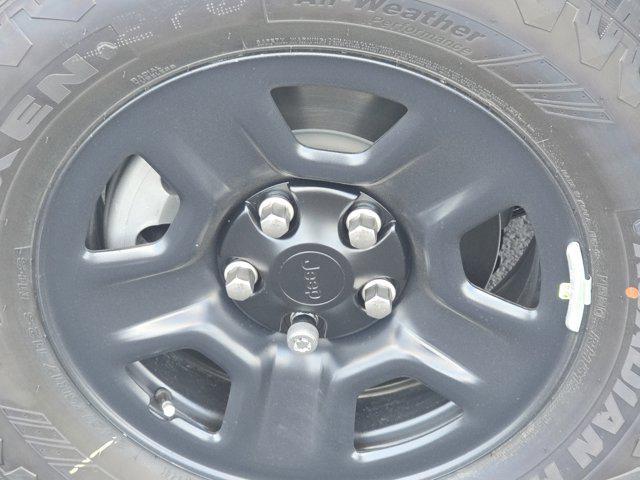 new 2025 Jeep Wrangler car, priced at $32,422