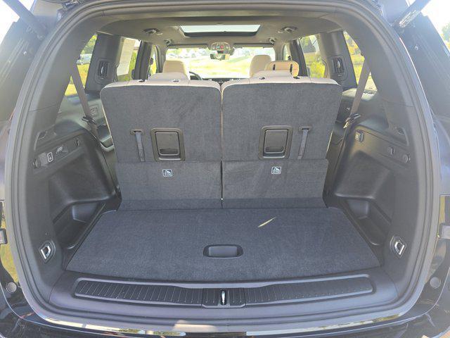 new 2025 Jeep Grand Cherokee L car, priced at $50,200