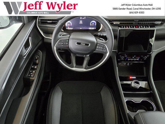 new 2025 Jeep Grand Cherokee L car, priced at $43,588