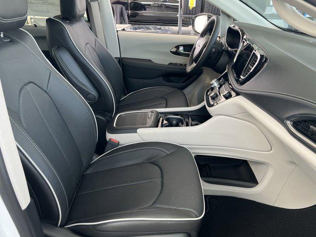 new 2024 Chrysler Pacifica car, priced at $51,060