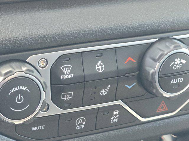 new 2025 Jeep Wrangler car, priced at $40,432