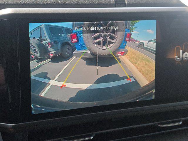 new 2025 Jeep Wrangler car, priced at $40,432