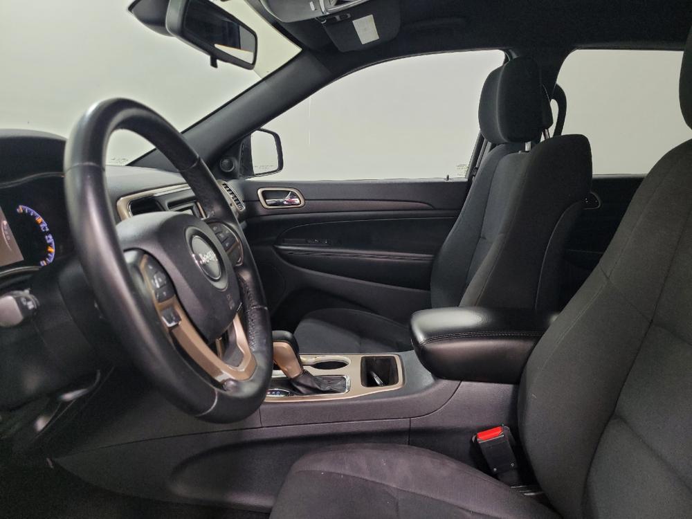 used 2016 Jeep Grand Cherokee car, priced at $19,995