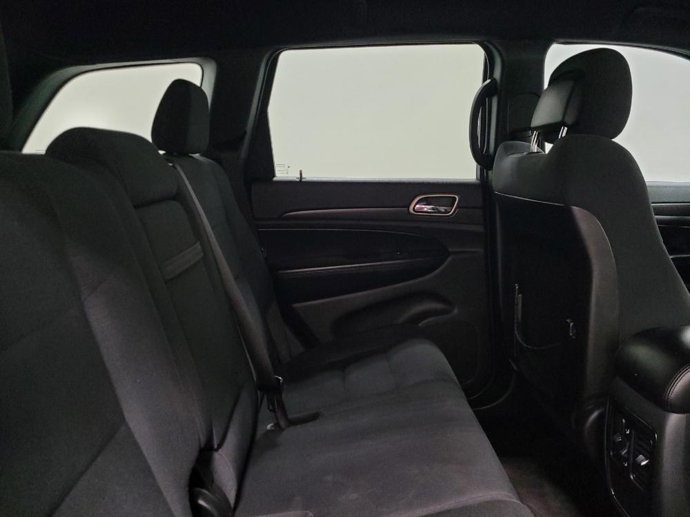 used 2016 Jeep Grand Cherokee car, priced at $19,995