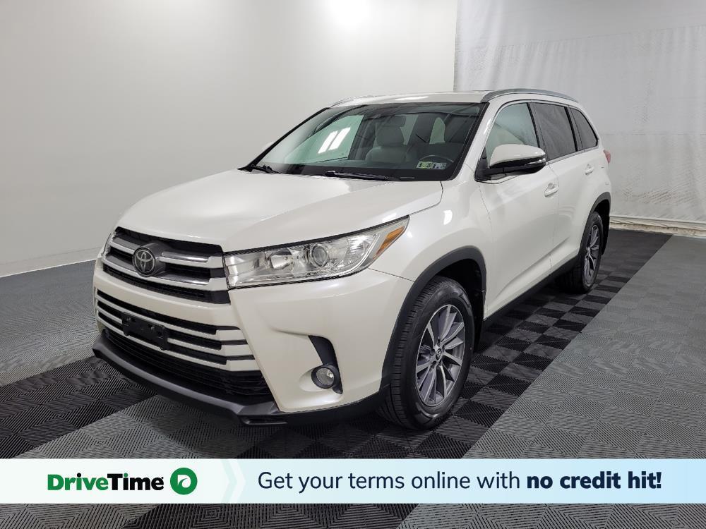 used 2019 Toyota Highlander car, priced at $25,595