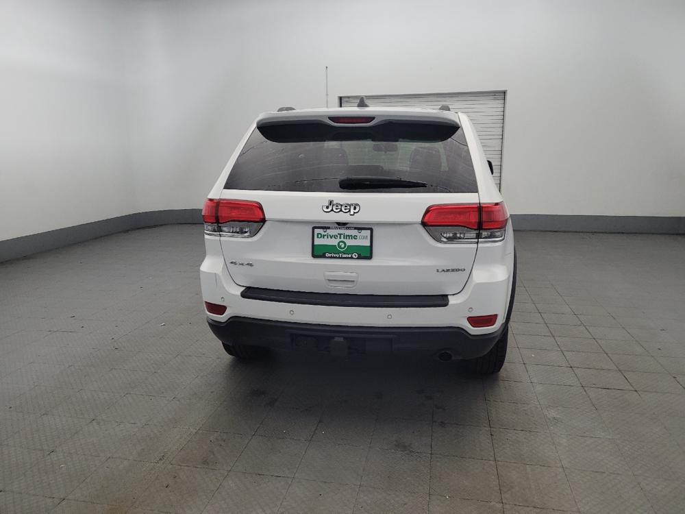 used 2016 Jeep Grand Cherokee car, priced at $19,995