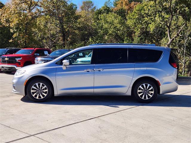 used 2021 Chrysler Pacifica car, priced at $26,166