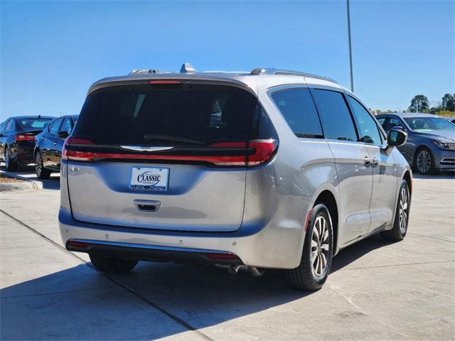 used 2021 Chrysler Pacifica car, priced at $26,166