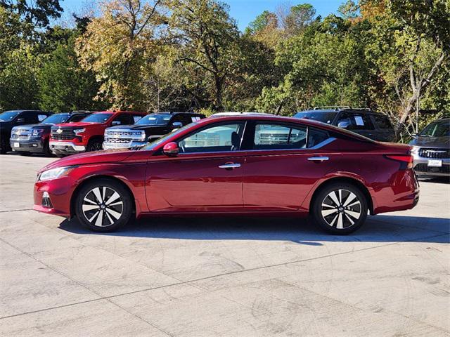 used 2022 Nissan Altima car, priced at $22,939