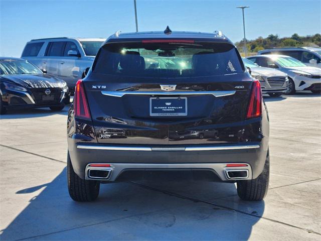 used 2021 Cadillac XT5 car, priced at $27,324