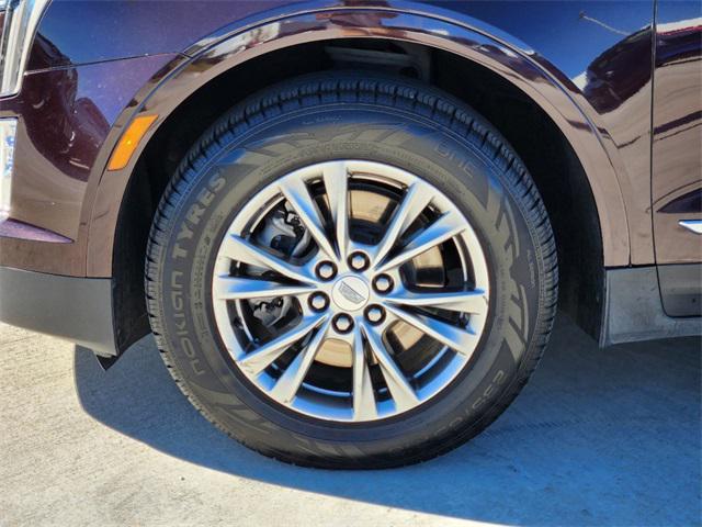 used 2021 Cadillac XT5 car, priced at $27,324