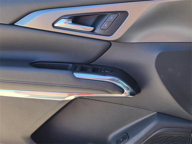 new 2025 Chevrolet Traverse car, priced at $40,628