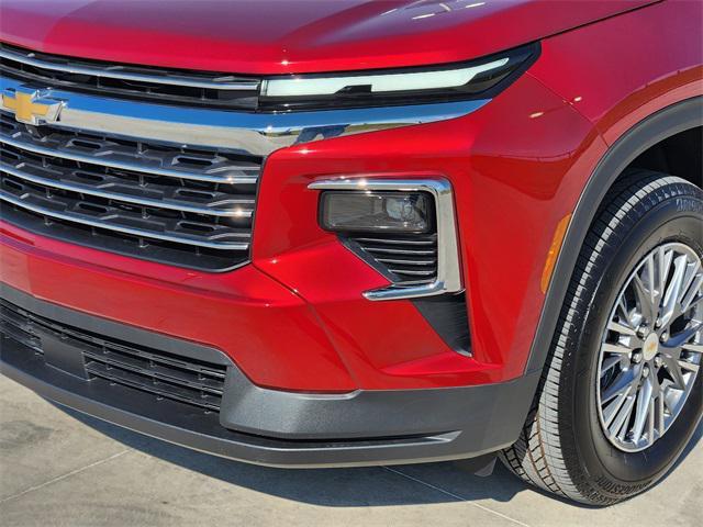 new 2025 Chevrolet Traverse car, priced at $40,628