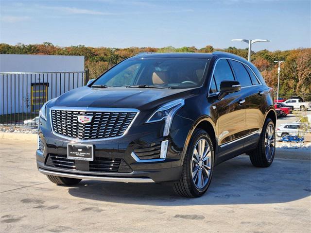 new 2025 Cadillac XT5 car, priced at $55,190