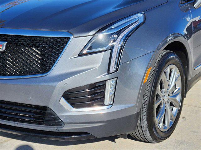 used 2021 Cadillac XT5 car, priced at $33,997