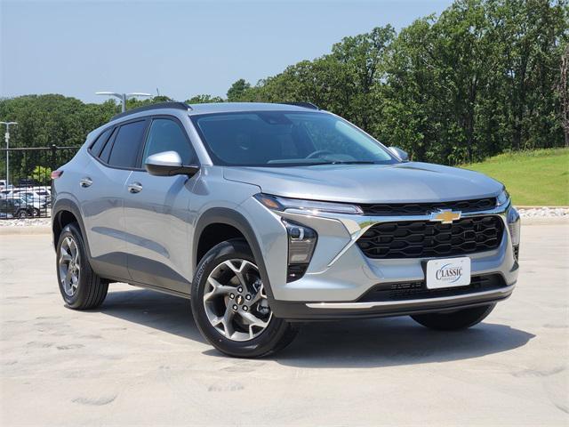 new 2025 Chevrolet Trax car, priced at $25,750