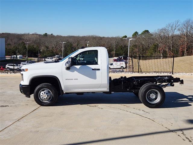 new 2025 Chevrolet Silverado 3500 car, priced at $51,365