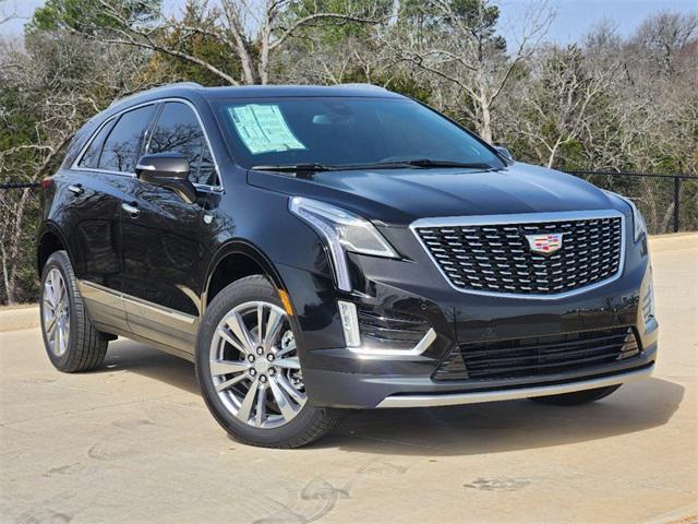 new 2025 Cadillac XT5 car, priced at $51,115