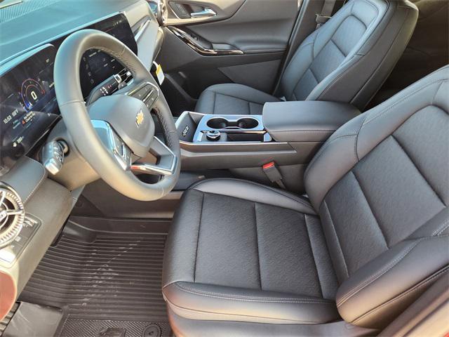 new 2026 Chevrolet Equinox car, priced at $32,260