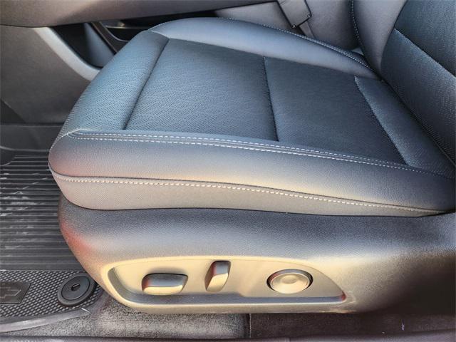 new 2026 Chevrolet Equinox car, priced at $32,260