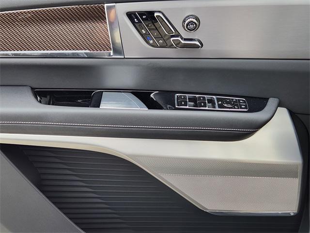 new 2026 Cadillac VISTIQ car, priced at $81,015