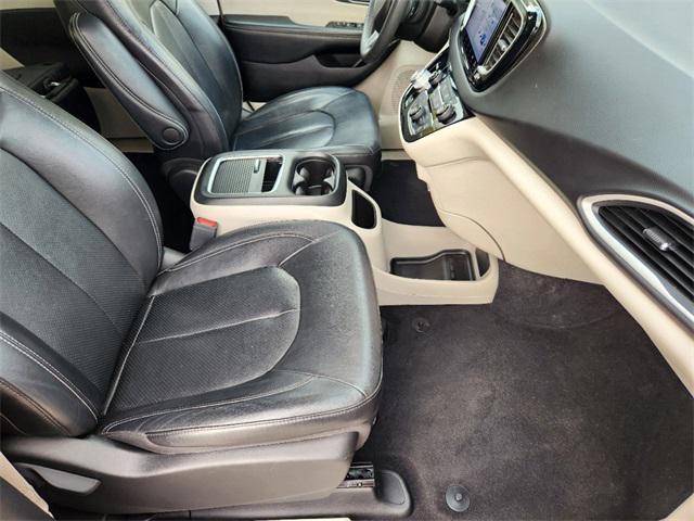 used 2022 Chrysler Pacifica car, priced at $22,595