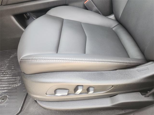 new 2025 Cadillac XT5 car, priced at $53,240